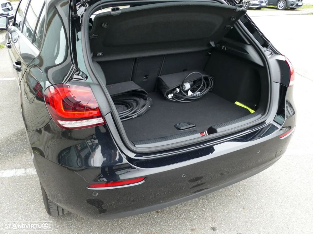 Mercedes-Benz A 250 Style Plus Aut. - 10