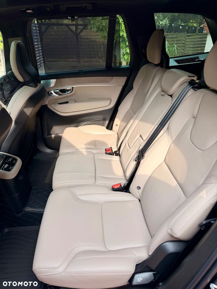 Volvo XC 90 - 19