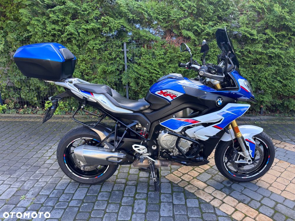 BMW XR - 13