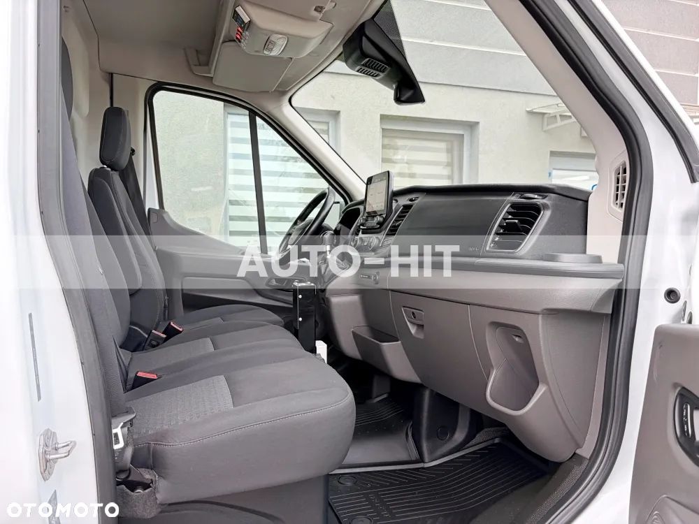 Ford Transit - 24
