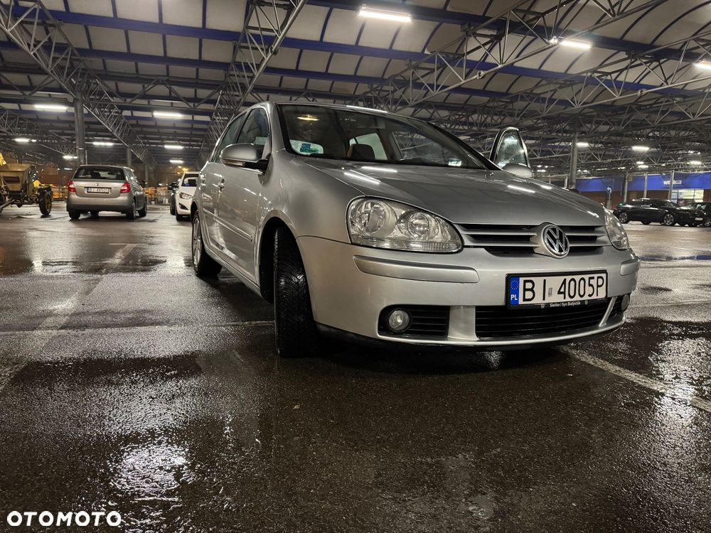 Volkswagen Golf 1.9 TDI DSG DPF Sportline
