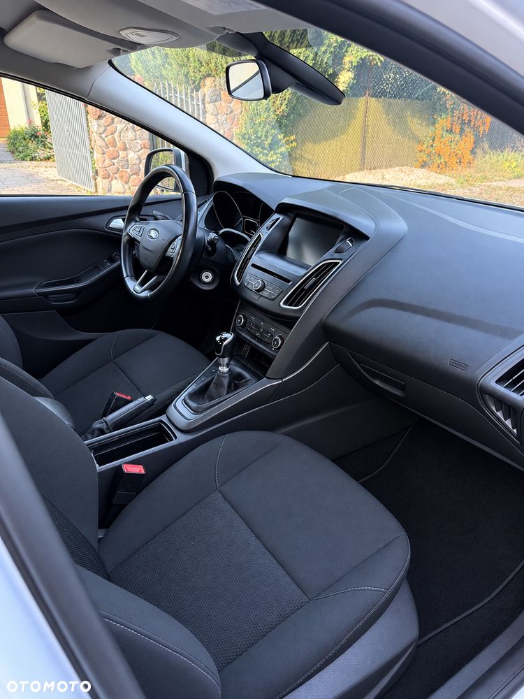 Ford Focus 1.5 TDCi Trend Sport - 19