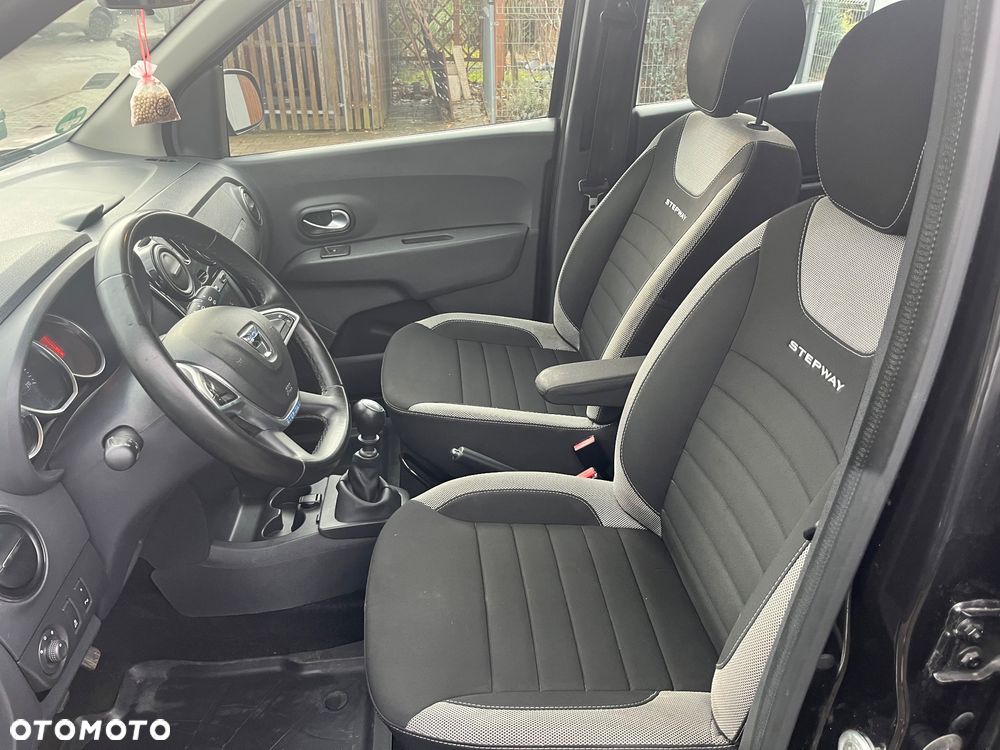 Dacia Lodgy 1.5 Blue dCi Stepway S&S - 12
