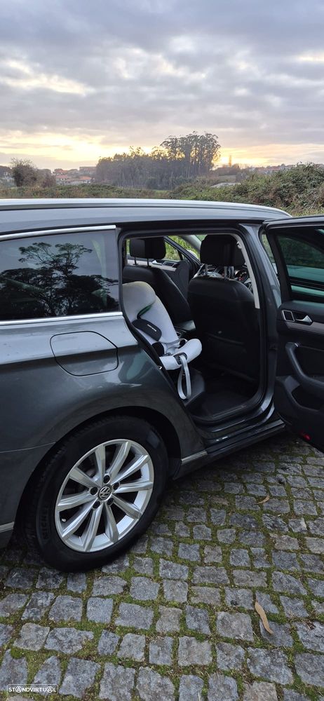 VW Passat Variant 2.0 TDi Highline - 35