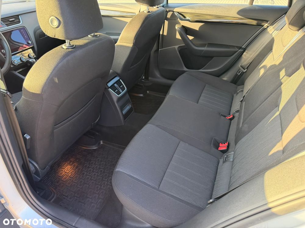 Skoda Octavia 1.5 TSI GPF ACT Style DSG - 17