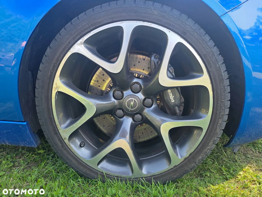 Opel Insignia 2.8 T V6 OPC EU6 - 16