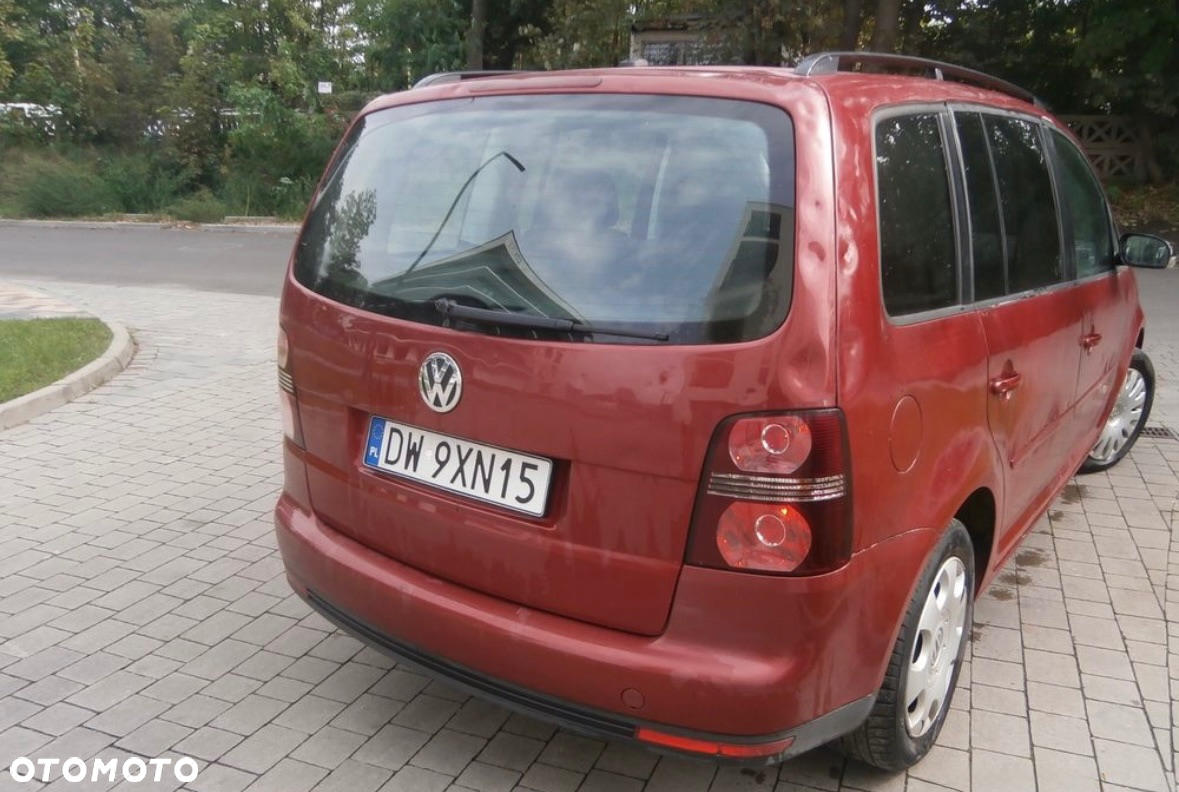 Volkswagen Touran 2.0 TDI DPF Comfortline - 3