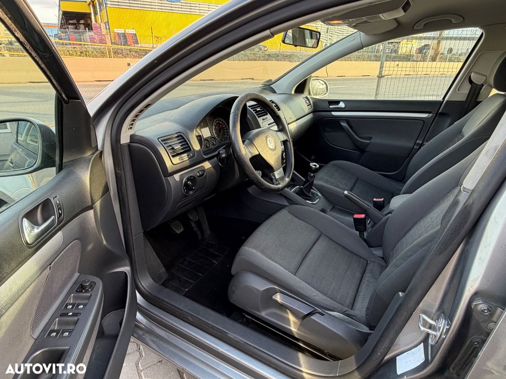 Volkswagen Golf 1.9 TDI DPF Tour - 35