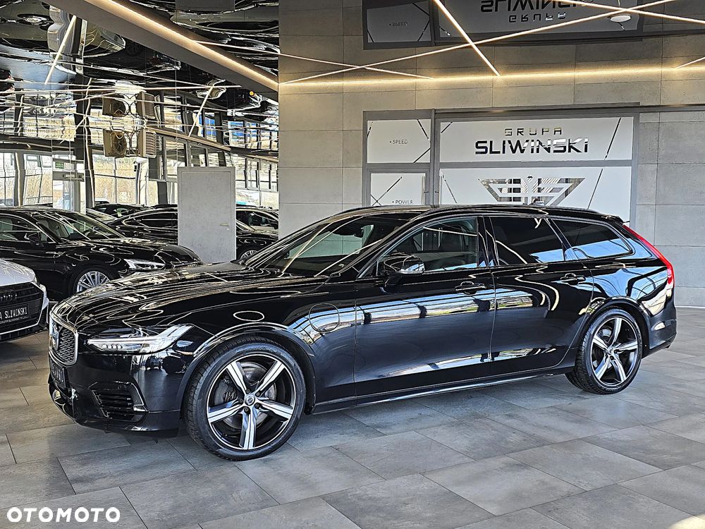 Volvo V90 T8 AWD Plug-In Hybrid R-Design - 4