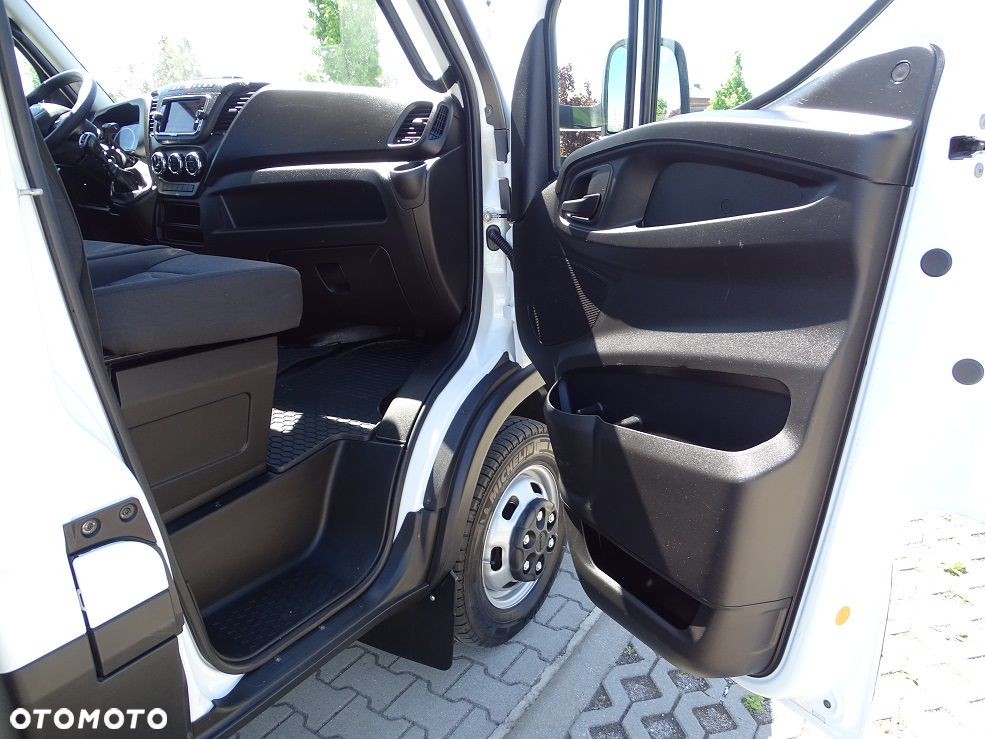 Iveco Daily 50C18 3.0 180Km. Skrzynia 12 Palet 6.10m. JAK NOWY! Salon PL.!! - 24