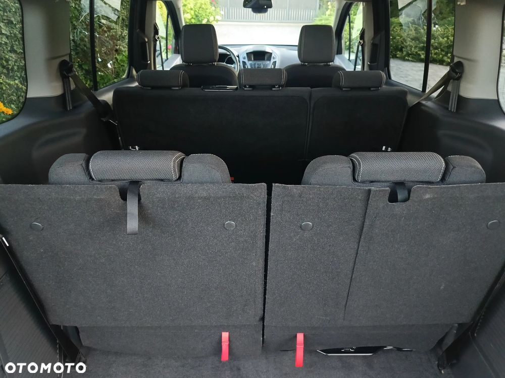 Ford Tourneo Connect Grand - 14
