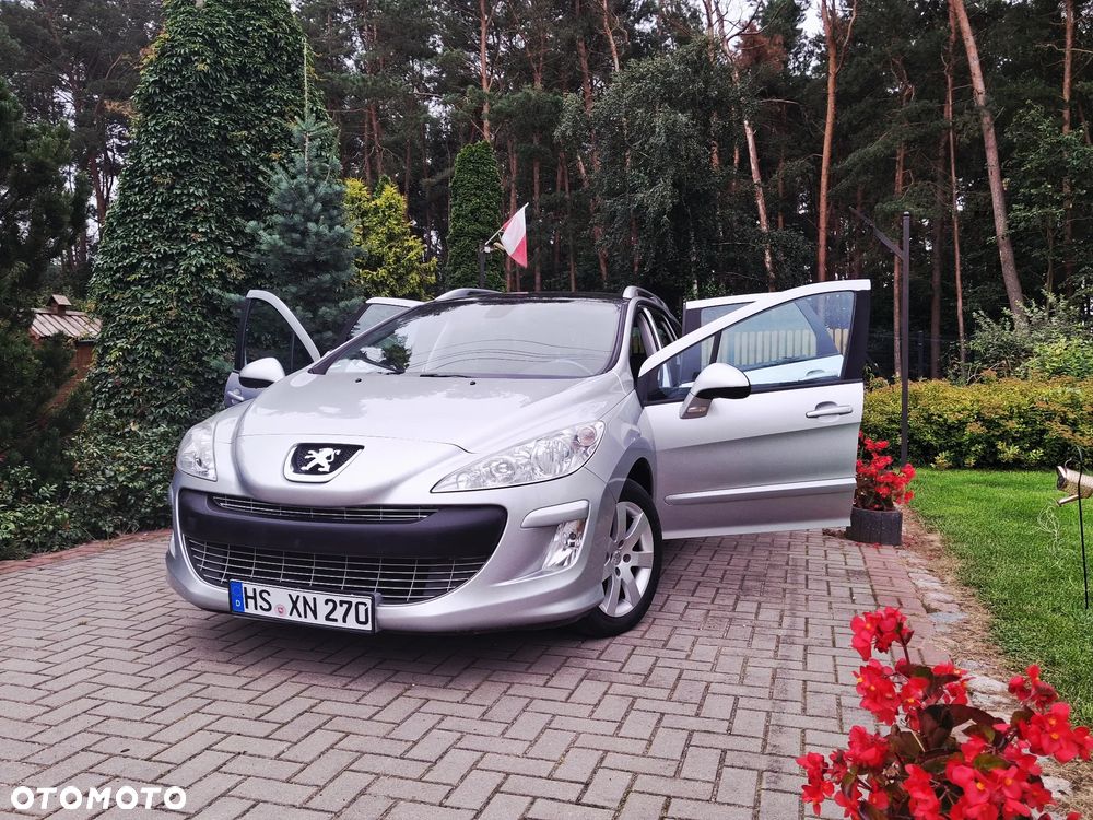 Peugeot 308 - 1