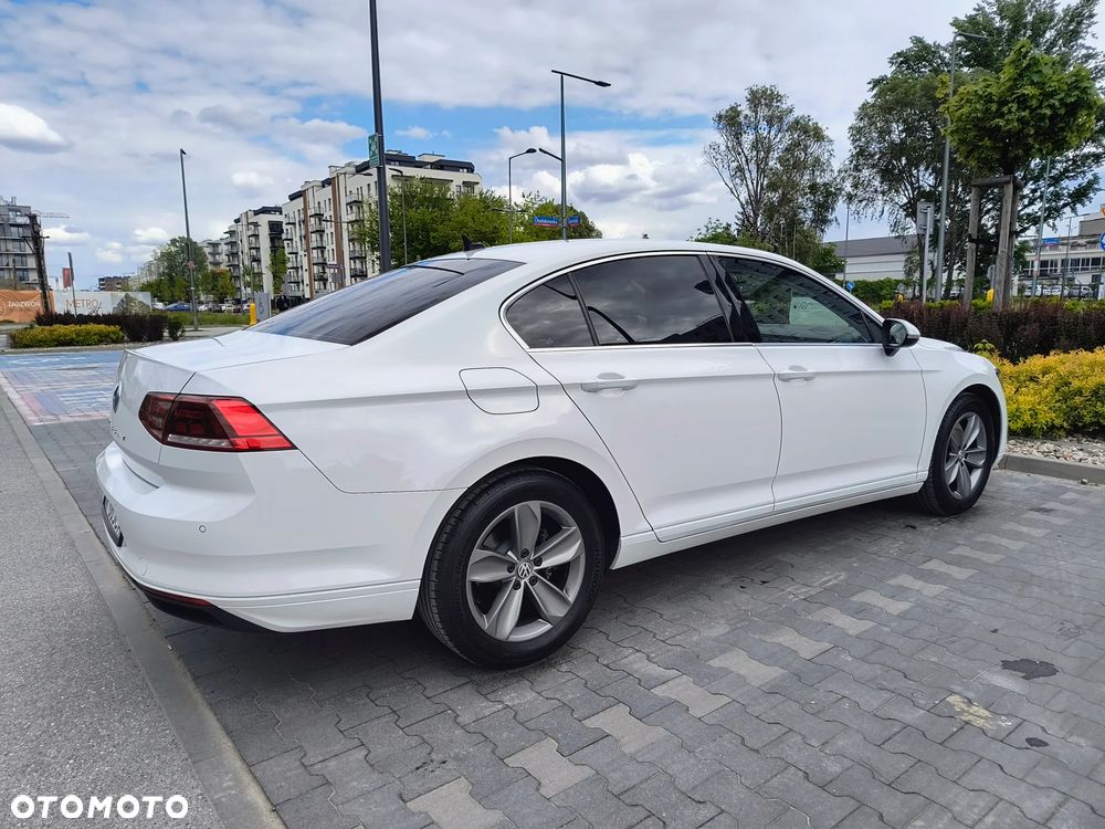 Volkswagen Passat 1.5 TSI EVO Business - 7