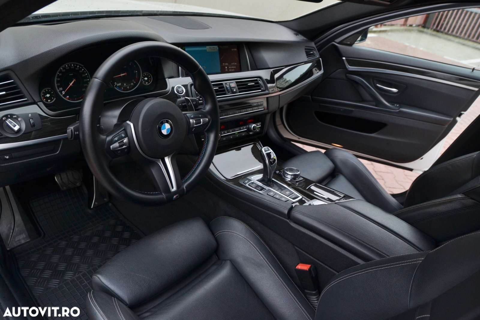 BMW Seria 5 520d EfficientDynamics Edition AT - 11