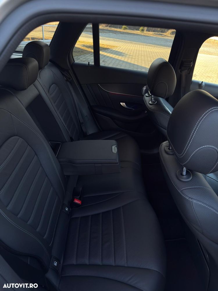 Mercedes-Benz GLC 220 d 4MATIC 9G-TRONIC AMG Line Plus - 10