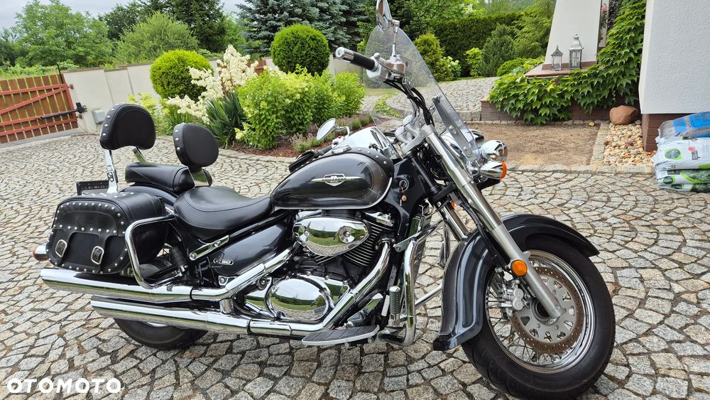 Suzuki VL 800 Volusia - Boulevard C50 - 1