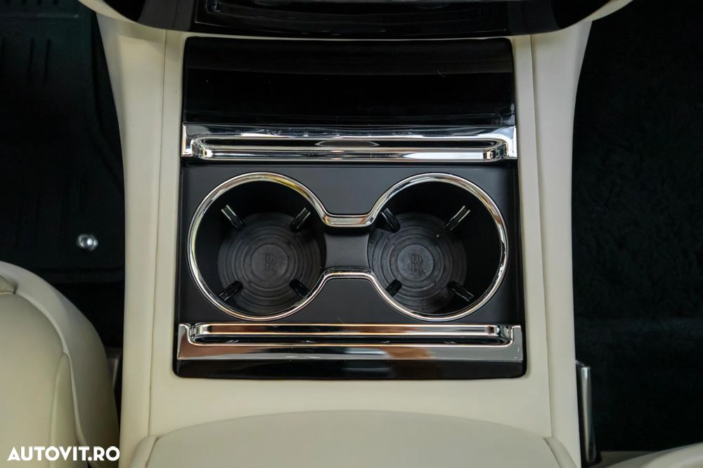 Rolls-Royce Phantom - 19