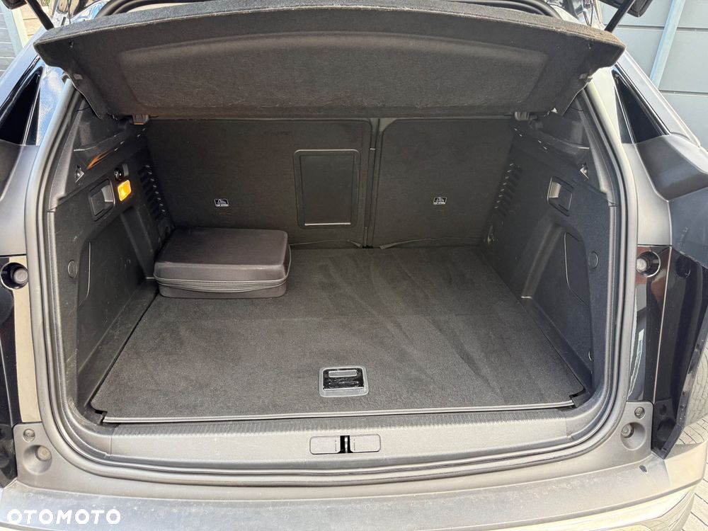 Peugeot 3008 225 e-EAT8 Allure Pack - 34