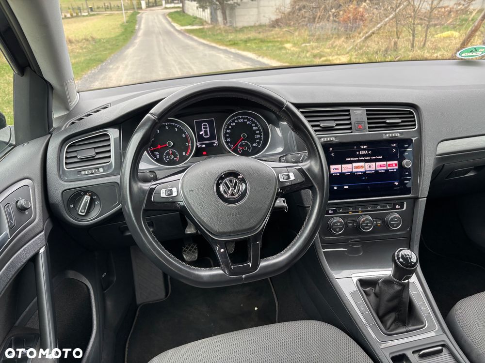 Volkswagen Golf 1.0 TSI OPF Comfortline - 16