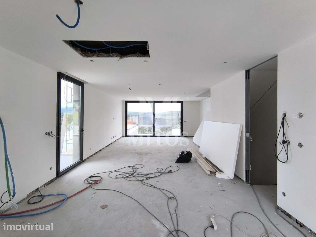 Moradia Geminada de 2 pisos em Vila Franca - Viana do Castelo - Grande imagem: 4/17