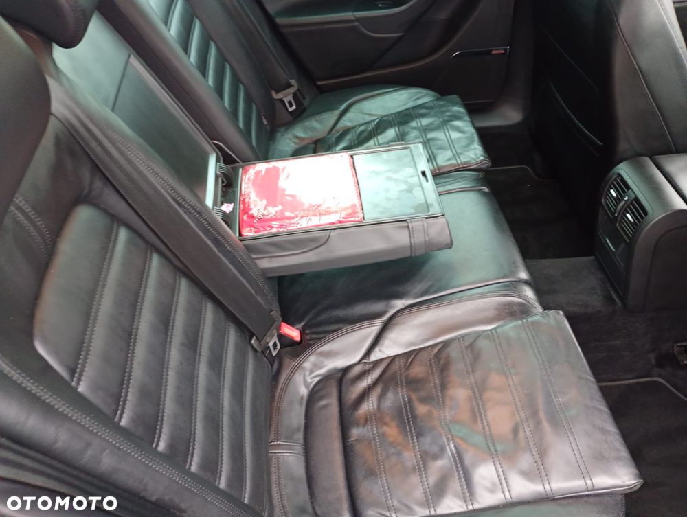 Volkswagen Passat 2.0 TDI 4Motion Highline - 9