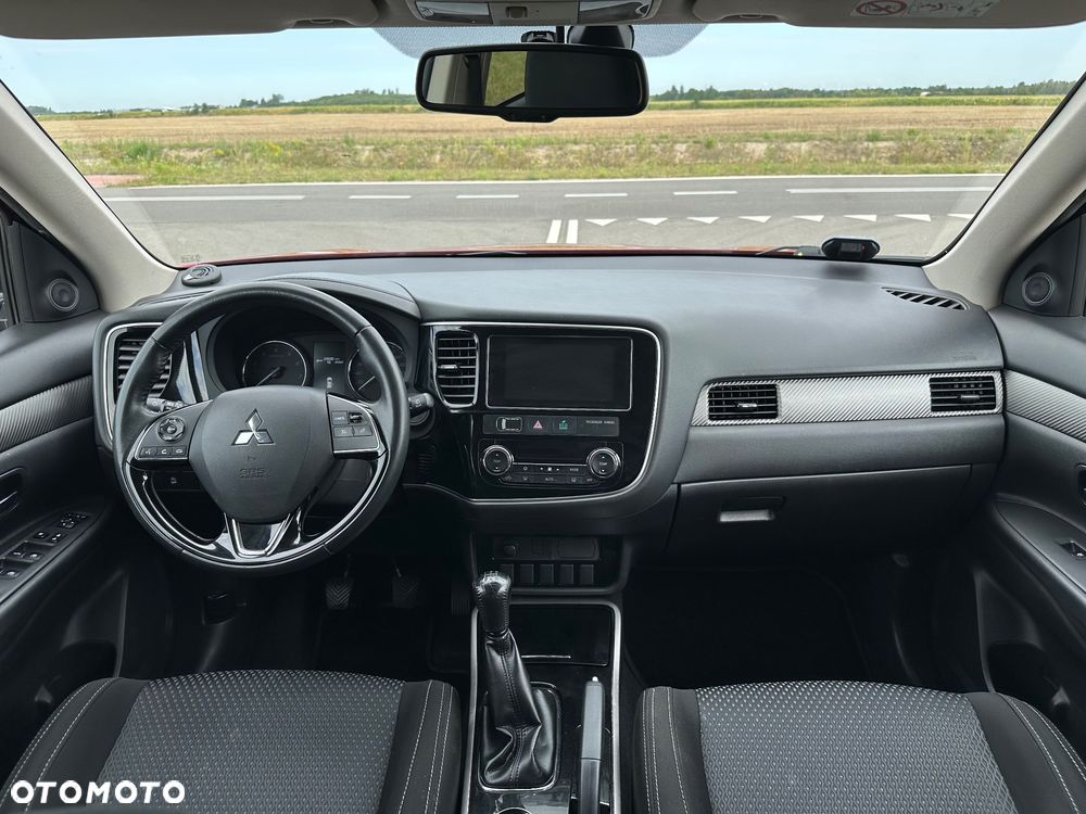 Mitsubishi Outlander 2.0 2WD Spirit - 10