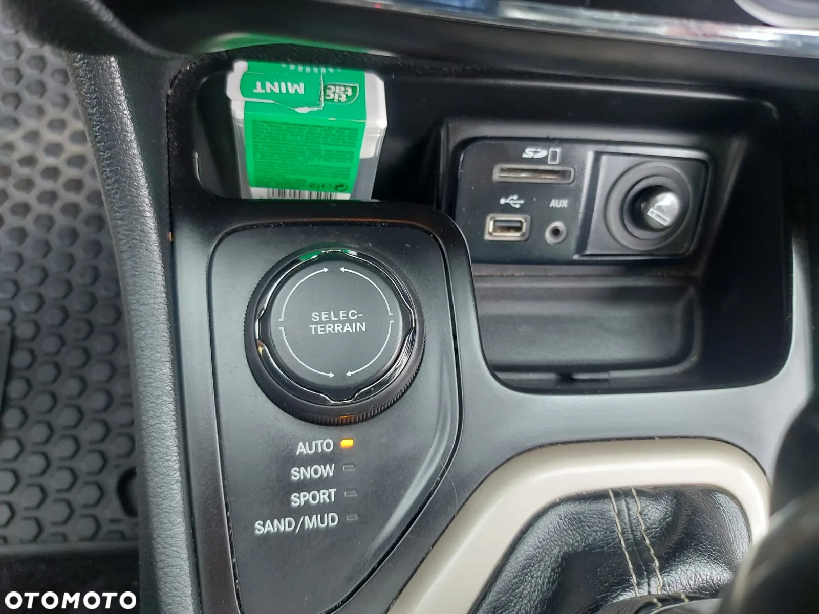 Jeep Cherokee 2.0 MJD Active Drive II Limited - 29