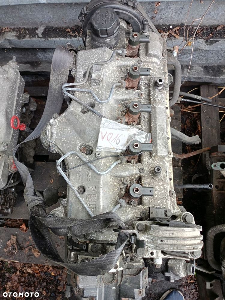 silnik volvo s60 i d5244t 2.4d 96kw 130km diesel - 3