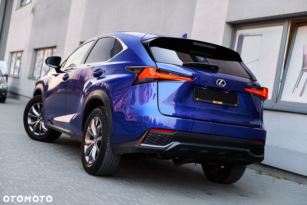 Lexus NX 300h F Sport AWD - 2
