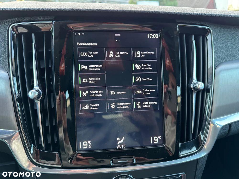 Volvo S90 - 30