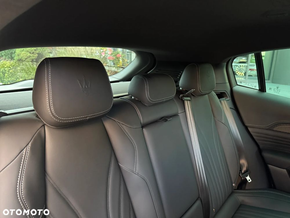 Maserati Grecale mHEV GT - 14