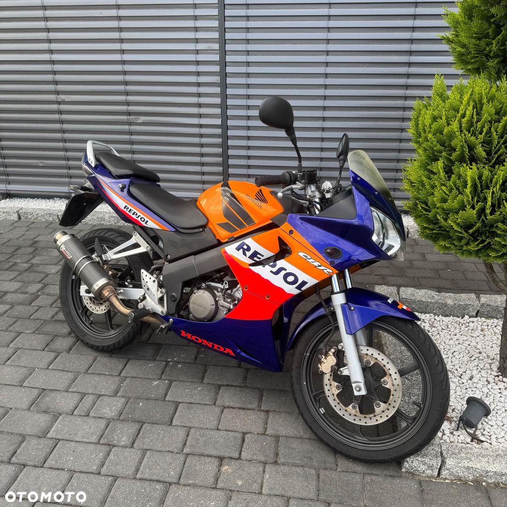 Honda CBR - 1