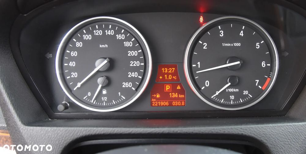 BMW X5 xDrive50i Edition Exclusive - 23