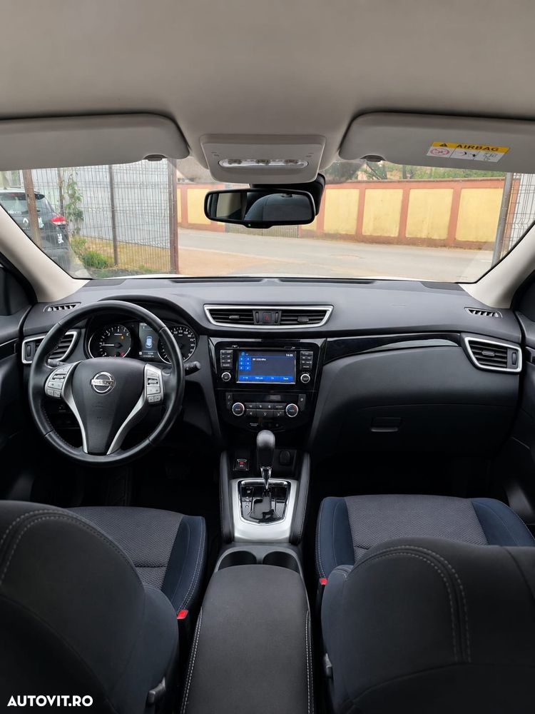 Nissan Qashqai 1.6 DCI Xtronic N-Connecta - 13