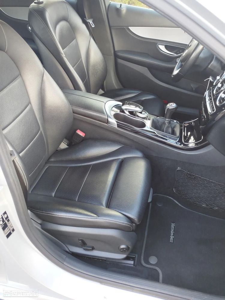 Mercedes-Benz C 220 Station CDI DPF BlueEFFICIENCY Avantgarde Edition - 4