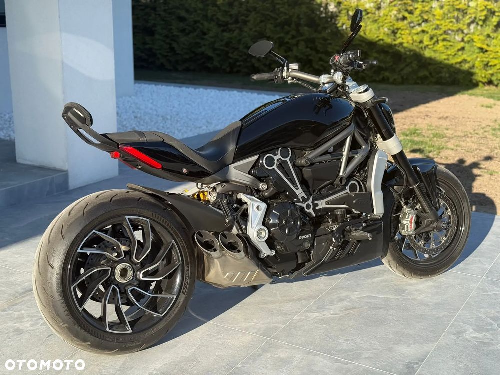 Ducati Diavel - 11