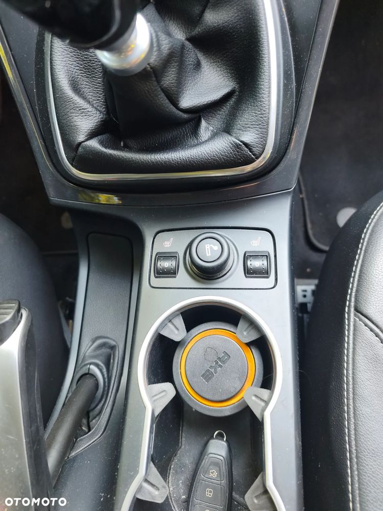 Ford Kuga 2.0 TDCi FWD Titanium - 16