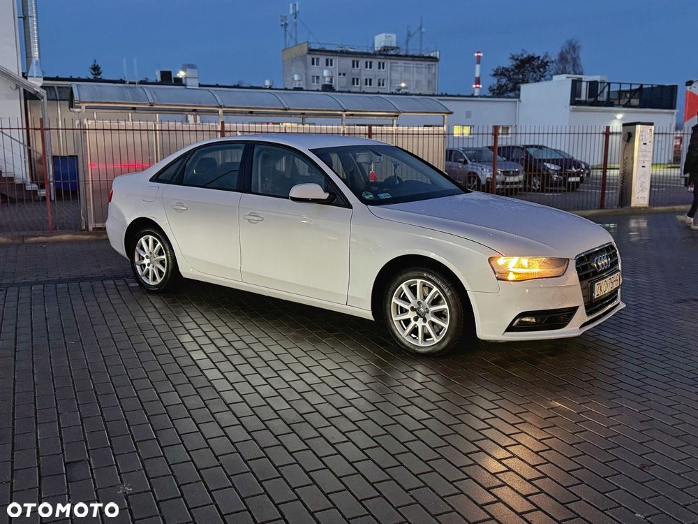 Audi A4 Limousine - 2