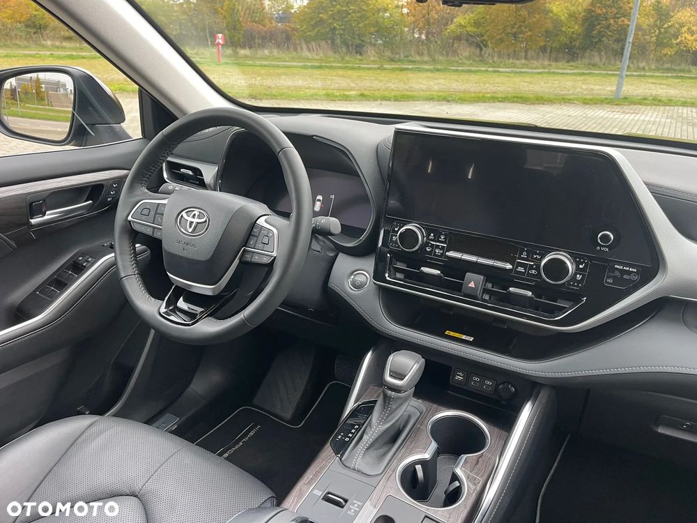 Toyota Highlander - 8