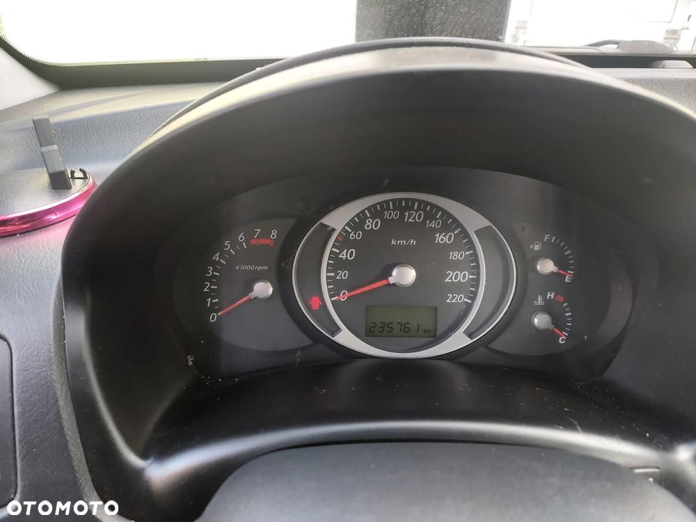 Hyundai Tucson 2.0 Comfort 2WD - 15