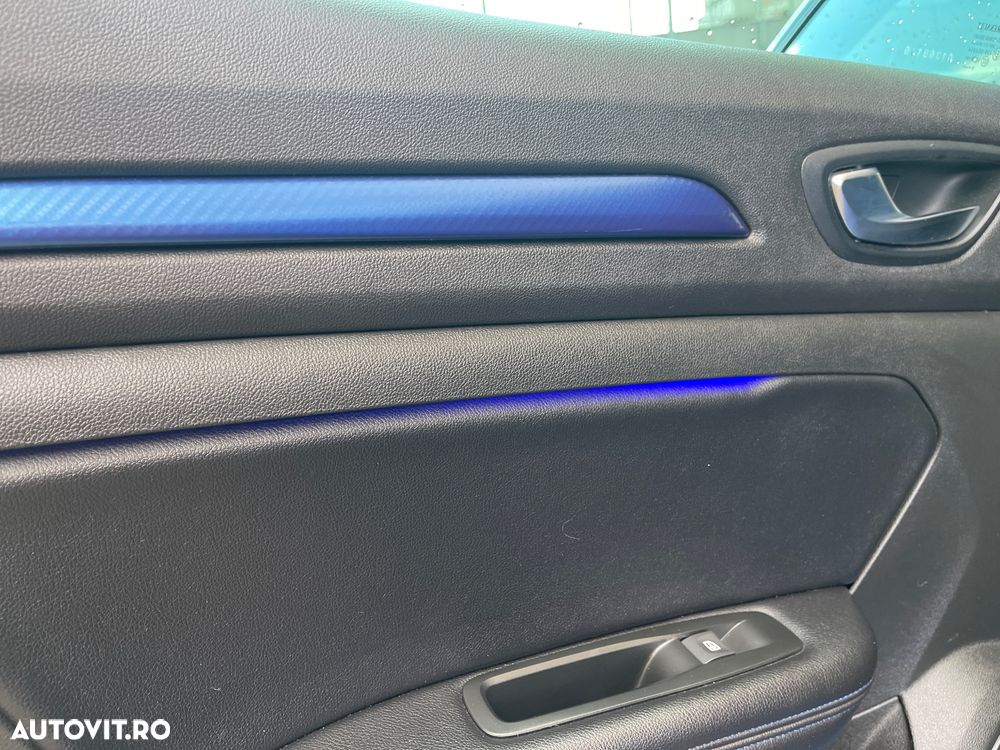 Renault Megane ENERGY dCi 165 EDC GT - 23