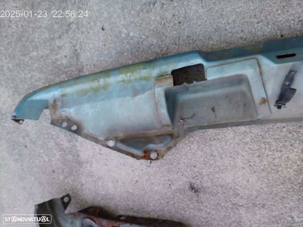 Volvo 244 travessa frente - 5