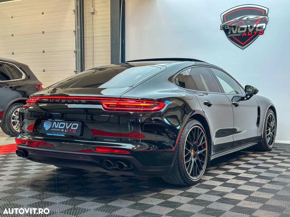 Porsche Panamera - 5