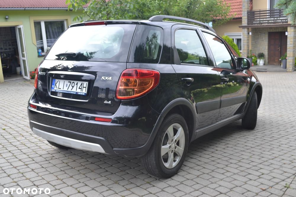 Suzuki SX4 1.6 Premium 4WD - 9