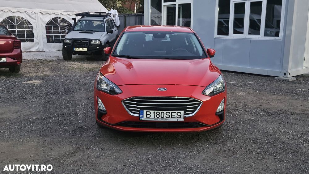 Ford Focus 1.0 EcoBoost MHEV Titanium - 2