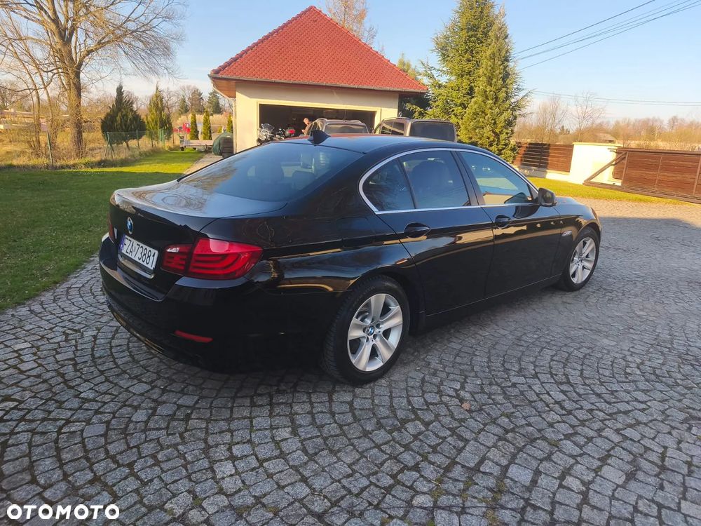 BMW Seria 5 520d - 11