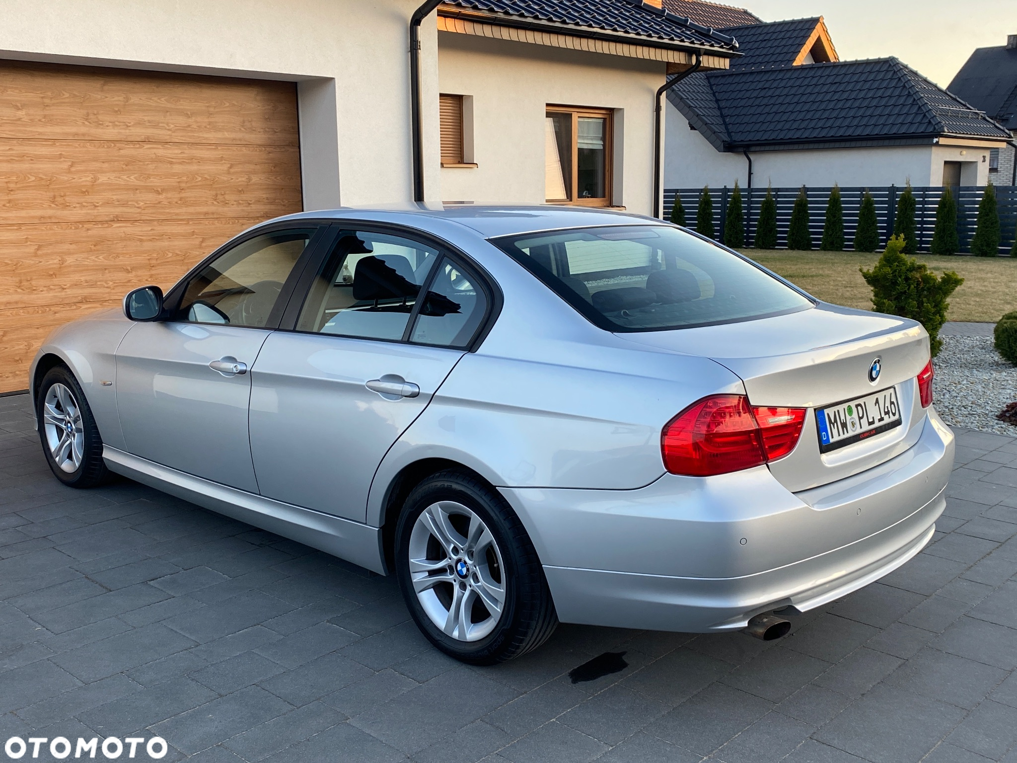 BMW Seria 3 318i Edition Sport - 16