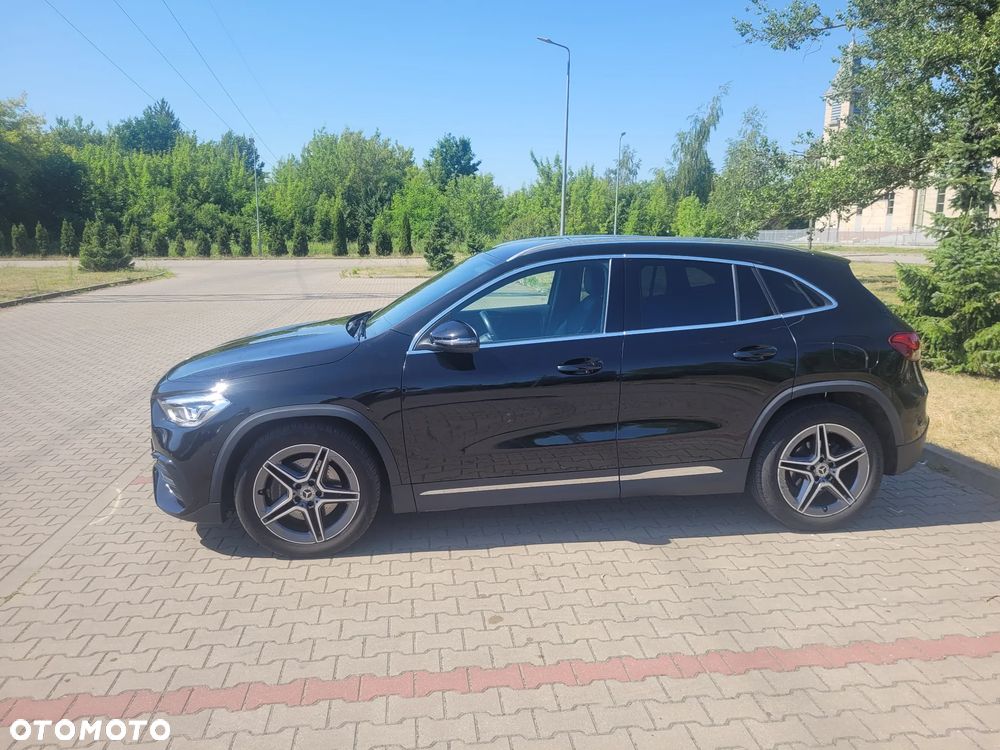 Mercedes-Benz GLA 200 d 8G-DCT AMG Line - 4