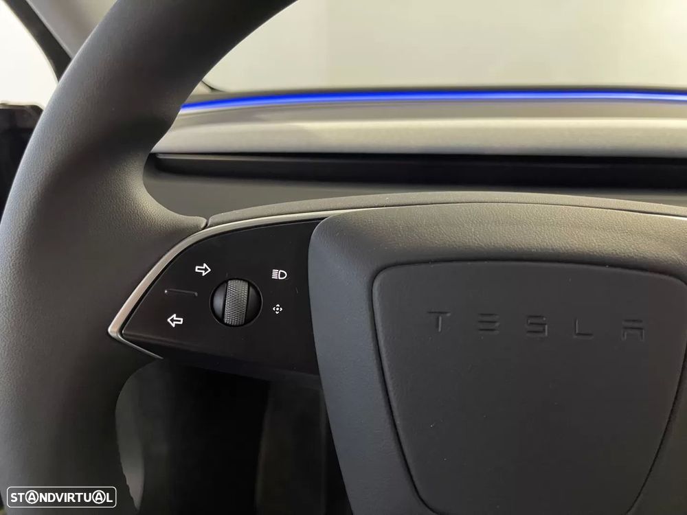 Tesla Model 3 RWD - 21