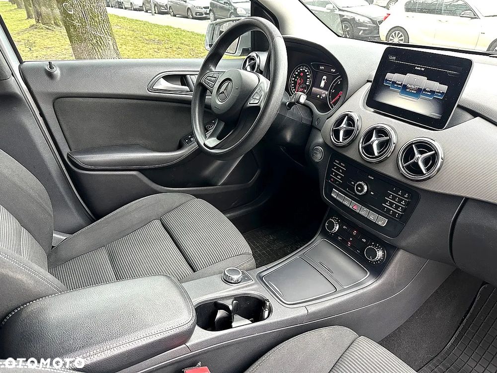 Mercedes-Benz Klasa B 180 (CDI) d 7G-DCT Style - 14